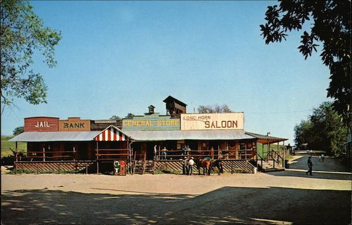 Stagecoach Stop - Saloon